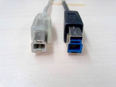 USB2.0と3.0のBコネクタの違い