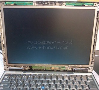 Latitude D430液晶分解