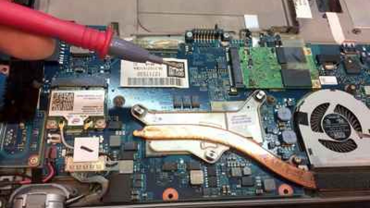 レッツノートの電源が入らない原因と修理方法 Cf Ax2 パソコン修理ブログ イーハンズ 東京 秋葉原 新宿 池袋 レッツノートの電源が入らない原因と修理方法 Cf Ax2 パソコン修理ブログ イーハンズ 東京 秋葉原 新宿 池袋