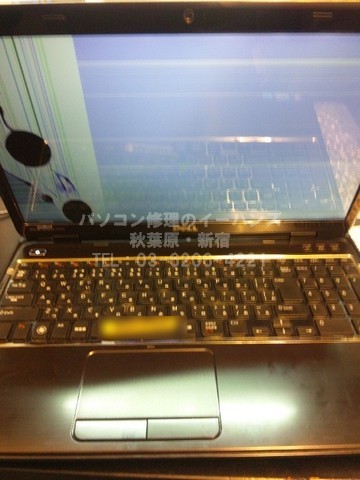 INSPIRON N5110 画面割れ