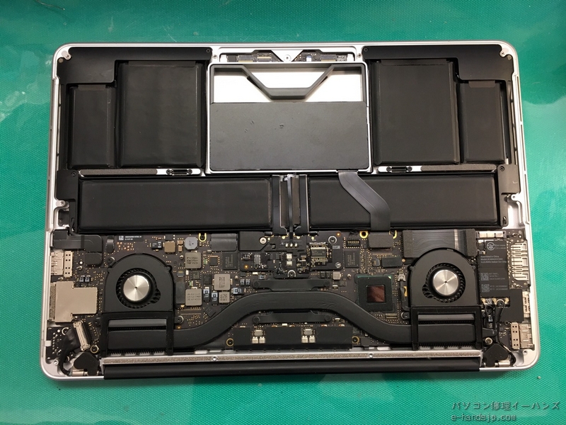 MacBook Pro 13inch Retina 2012（A1425)の分解