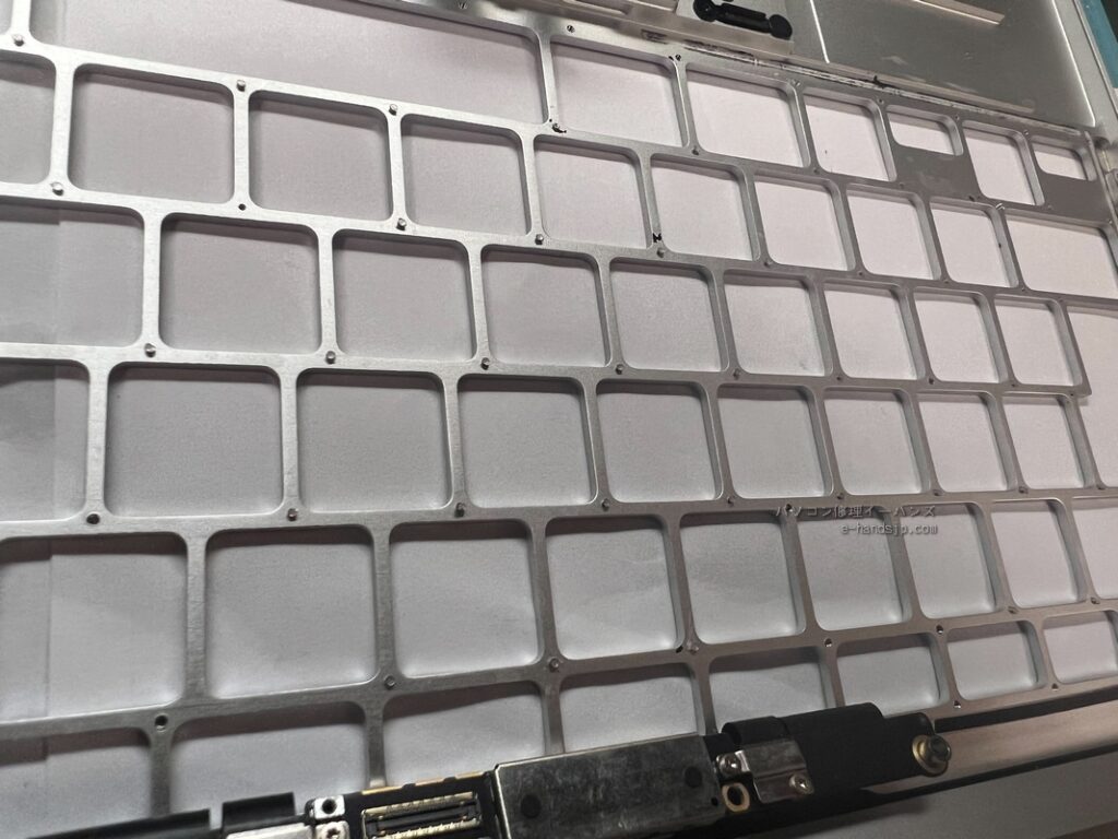 キーボード筐体清掃後
