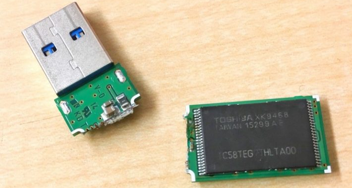 USBメモリ基板折れ